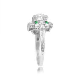 Top Side View Diamond on Platinum Engagement Ring 15543