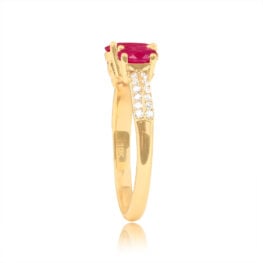 Top Side View Ruby and Diamond on 18k Yelllow Gold Ring 15606