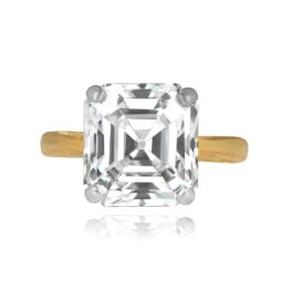 Impressive Diamond Solitaire Ring Featuring an Asscher-cut Diamond Engagement Ring